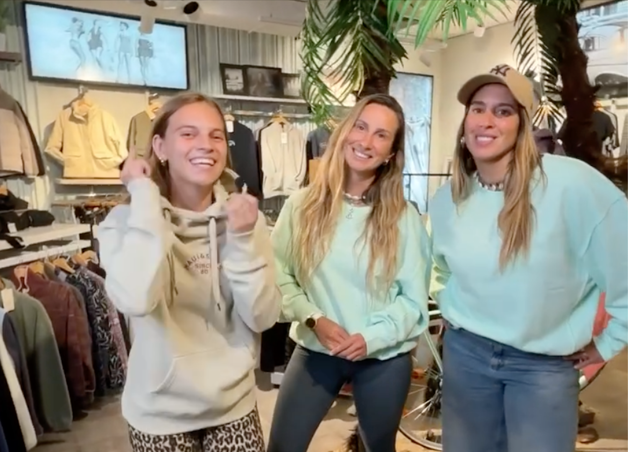 Woman to Woman: la experiencia que une surf, yoga y empoderamiento femenino llega a Maitencillo